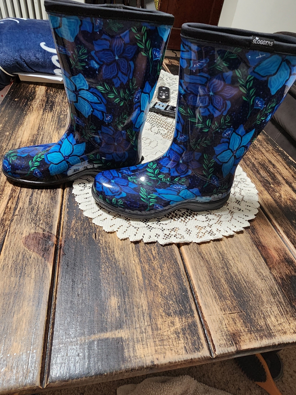 Sloggers Midsummer Blue Floral Rain Boots Size 6 NWOT